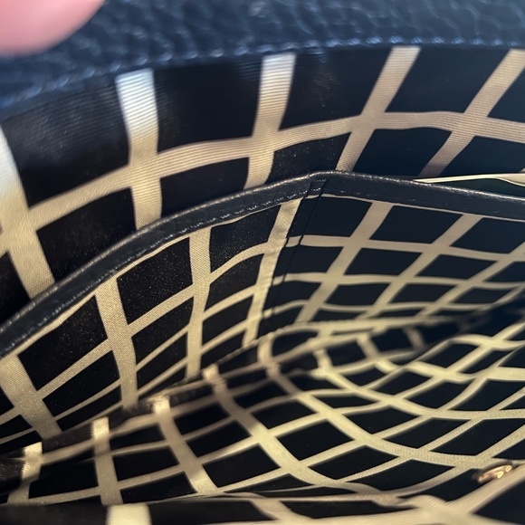 Kate spade crossbody purse - Picture 5 of 8